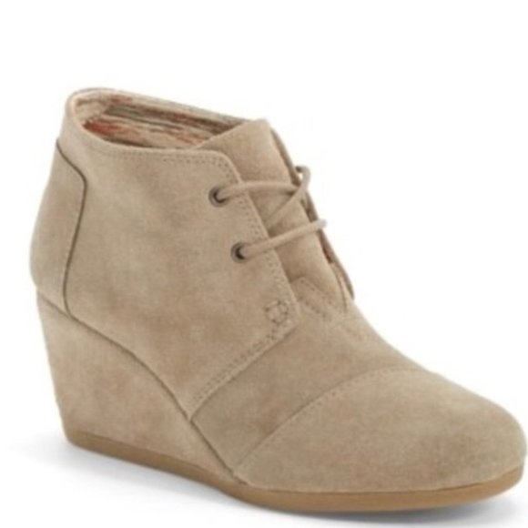 Toms Taupe Suede Lace-Up Desert Wedge Ankle Boots size 9 - Picture 1 of 14